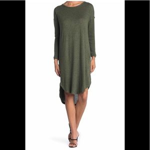 NWT! Bobeau Scoop Neck Curve Hem Midi Dress